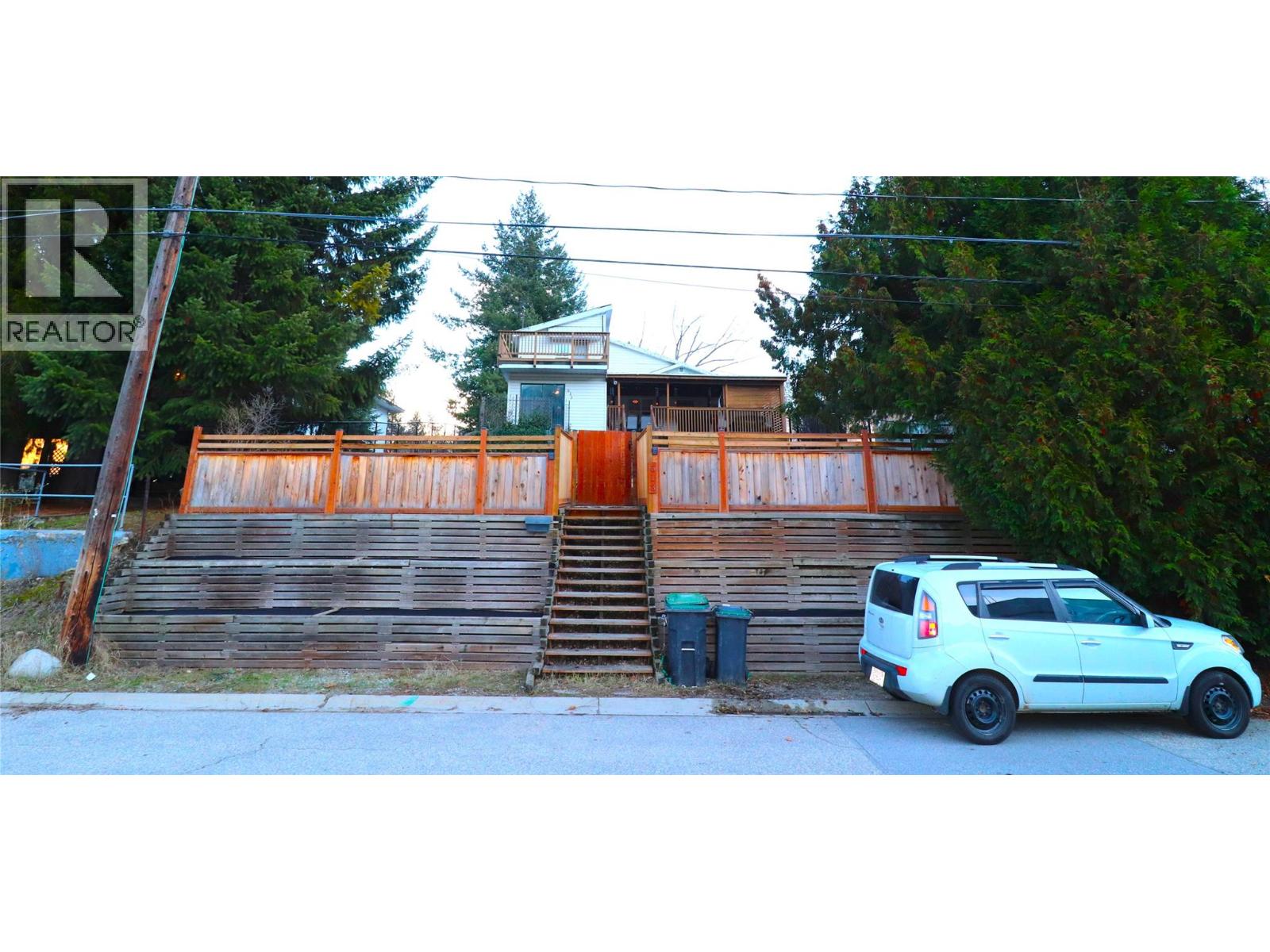 613 11th Avenue, Castlegar, British Columbia  V1N 1J7 - Photo 48 - 10387358
