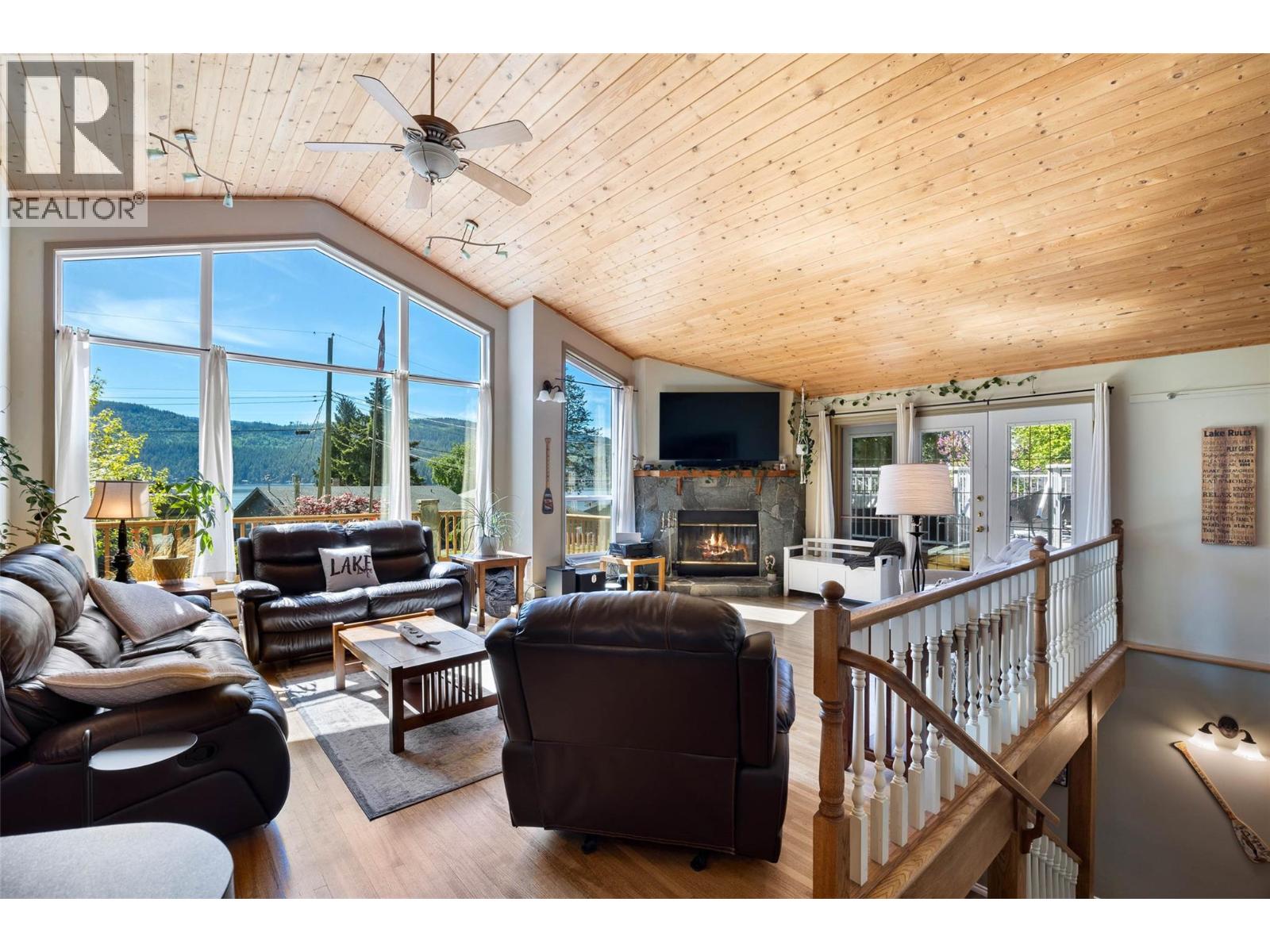 8697 St. Ives Road, St. Ives, British Columbia  V0E 1M9 - Photo 15 - 10387331