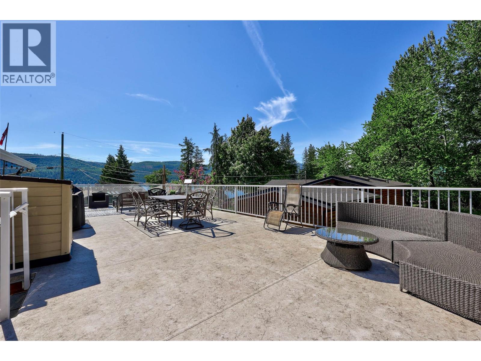 8697 St. Ives Road, St. Ives, British Columbia  V0E 1M9 - Photo 31 - 10387331