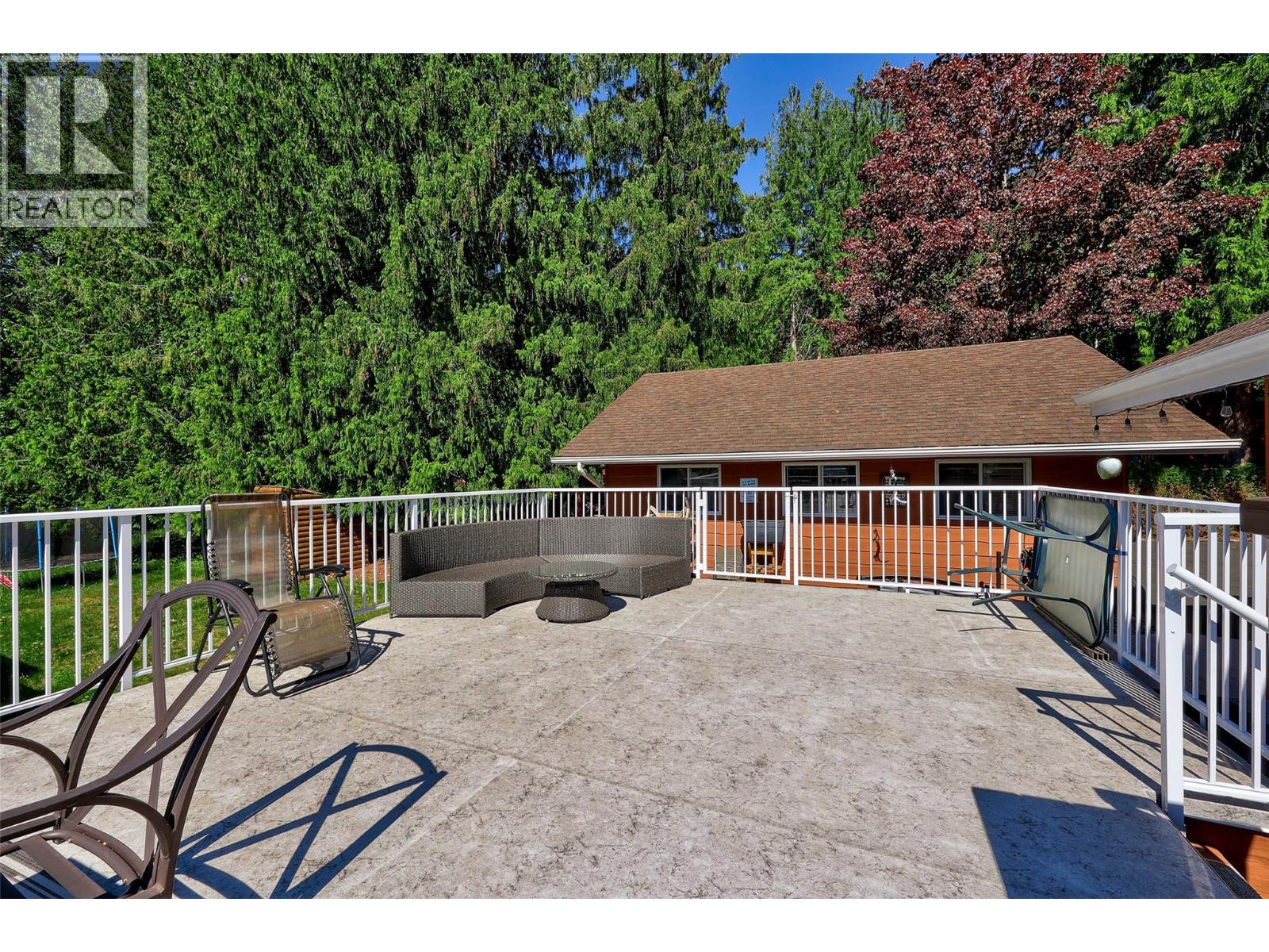 8697 St. Ives Road, St. Ives, British Columbia  V0E 1M9 - Photo 34 - 10387331