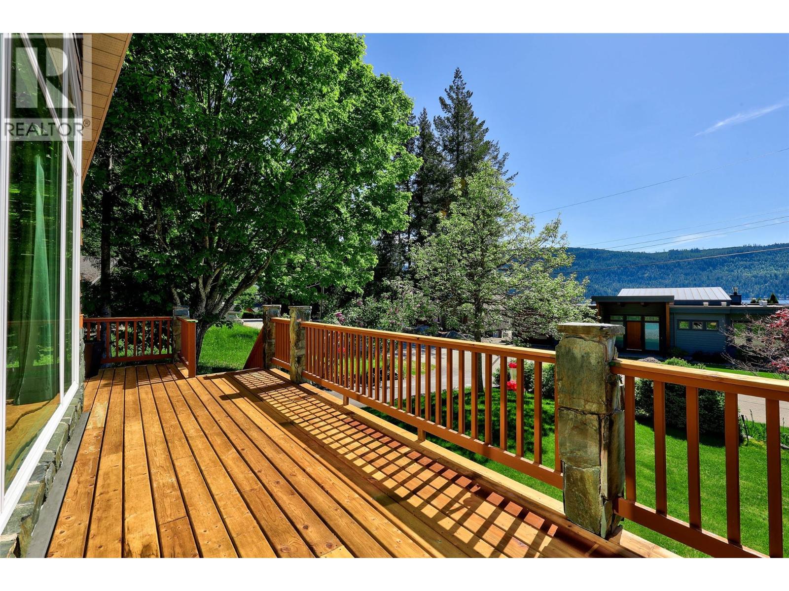 8697 St. Ives Road, St. Ives, British Columbia  V0E 1M9 - Photo 37 - 10387331