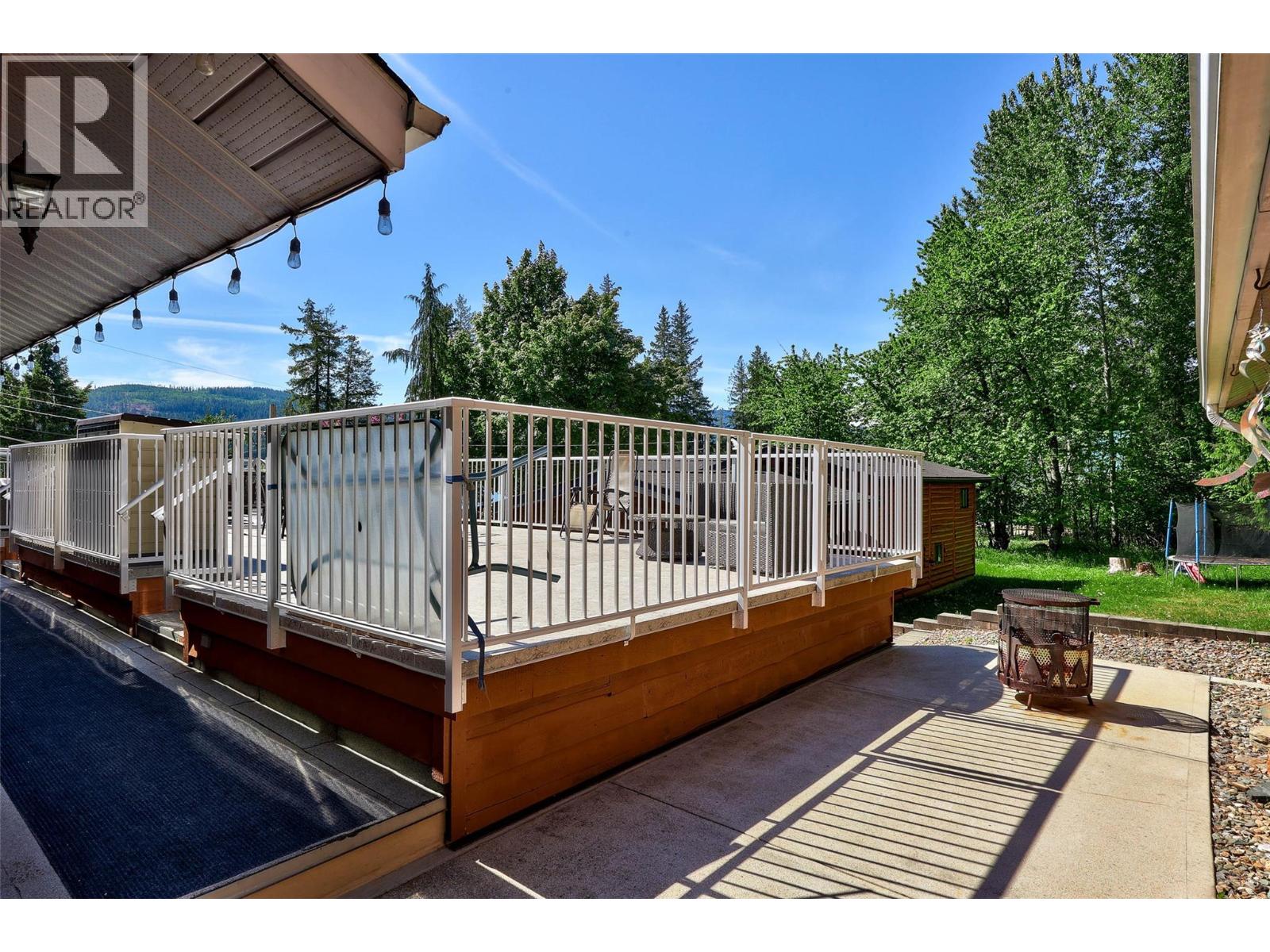 8697 St. Ives Road, St. Ives, British Columbia  V0E 1M9 - Photo 41 - 10387331
