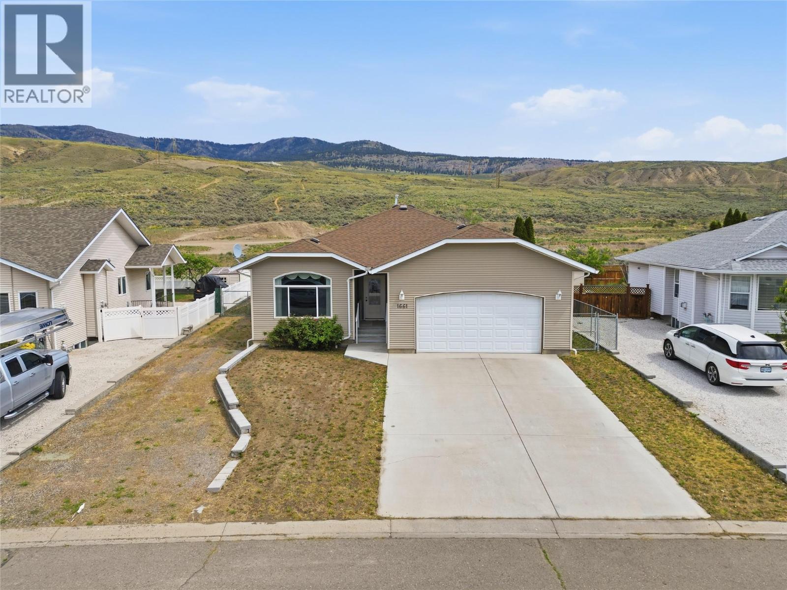 1661 Woodburn Drive, Cache Creek, British Columbia  V0K 1H0 - Photo 1 - 10387160