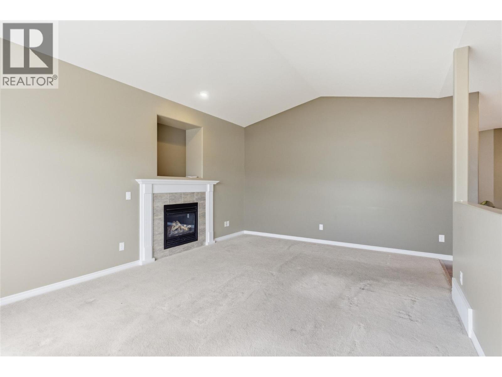 1661 Woodburn Drive, Cache Creek, British Columbia  V0K 1H0 - Photo 4 - 10387160