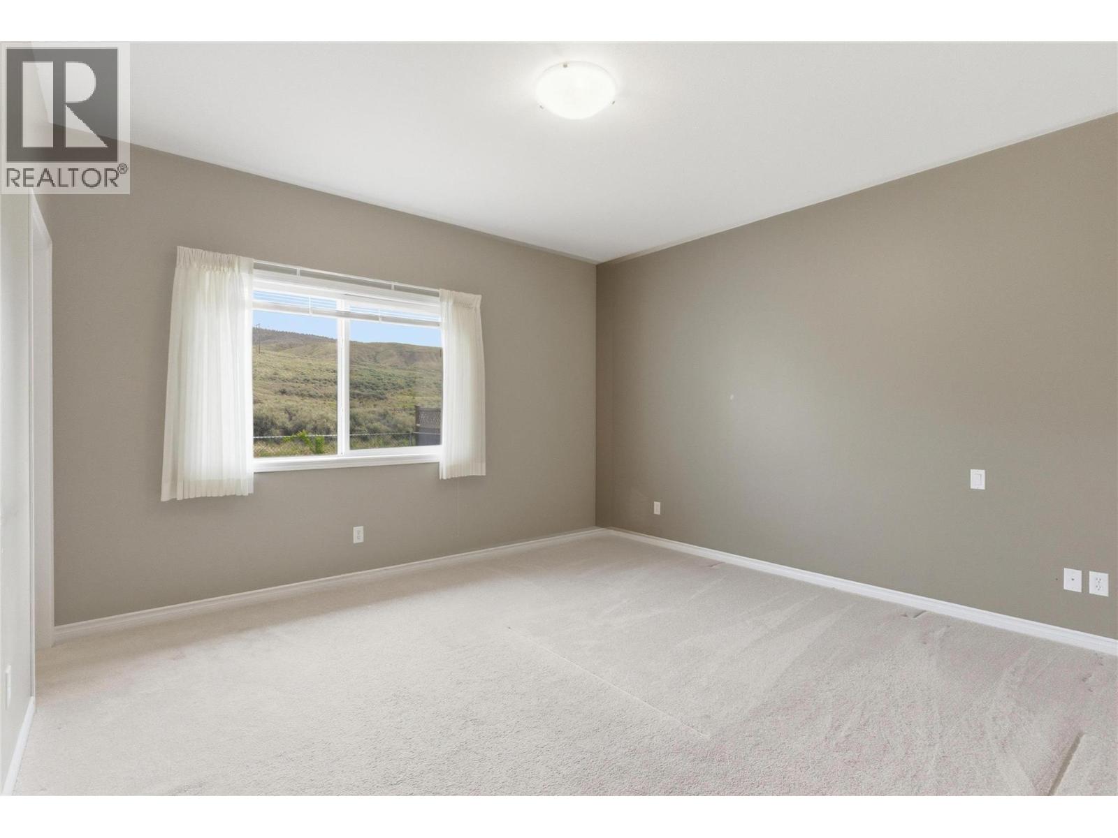 1661 Woodburn Drive, Cache Creek, British Columbia  V0K 1H0 - Photo 7 - 10387160