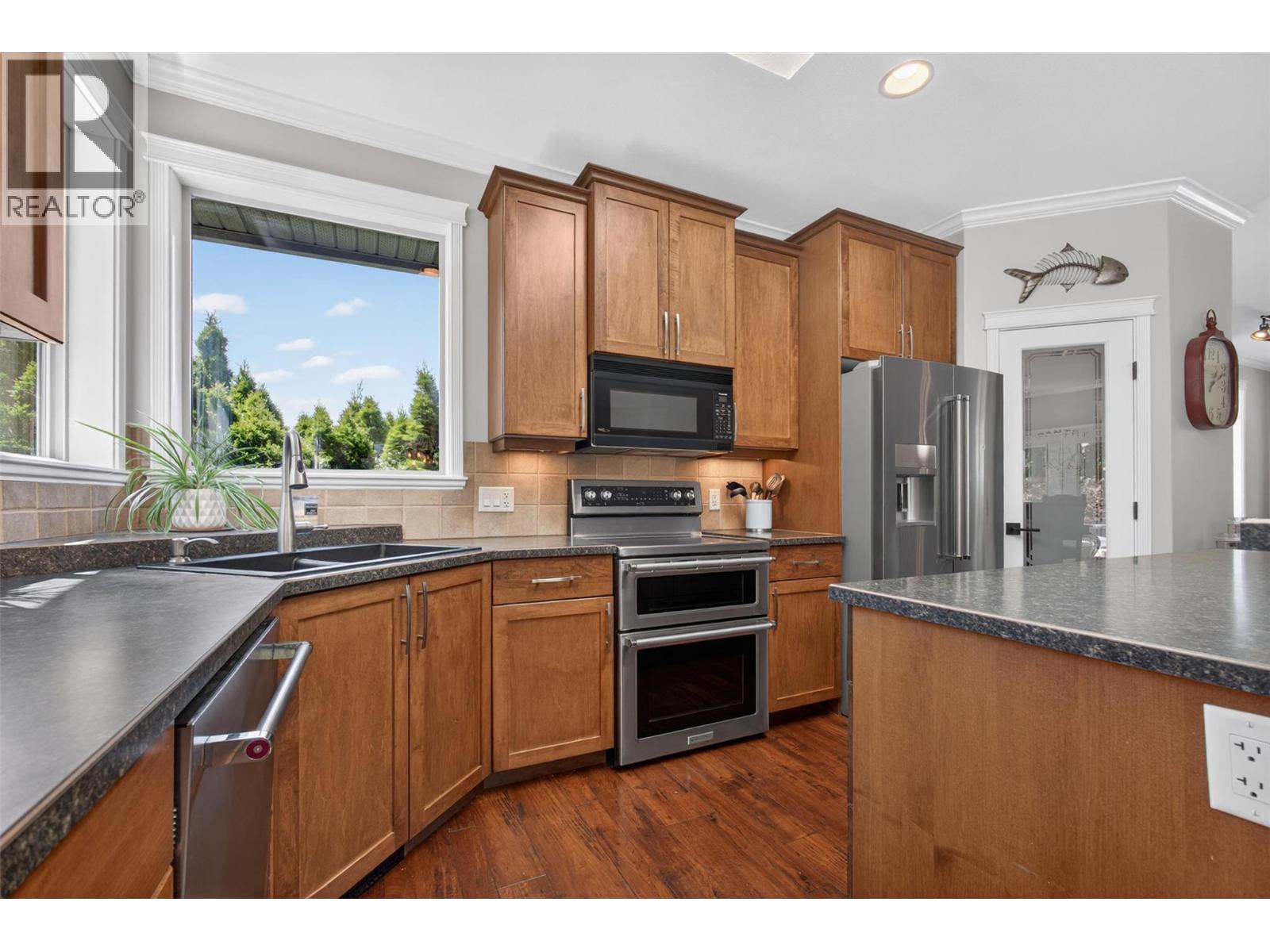 2131 Shannon Way, West Kelowna, British Columbia  V4T 2G6 - Photo 17 - 10385752