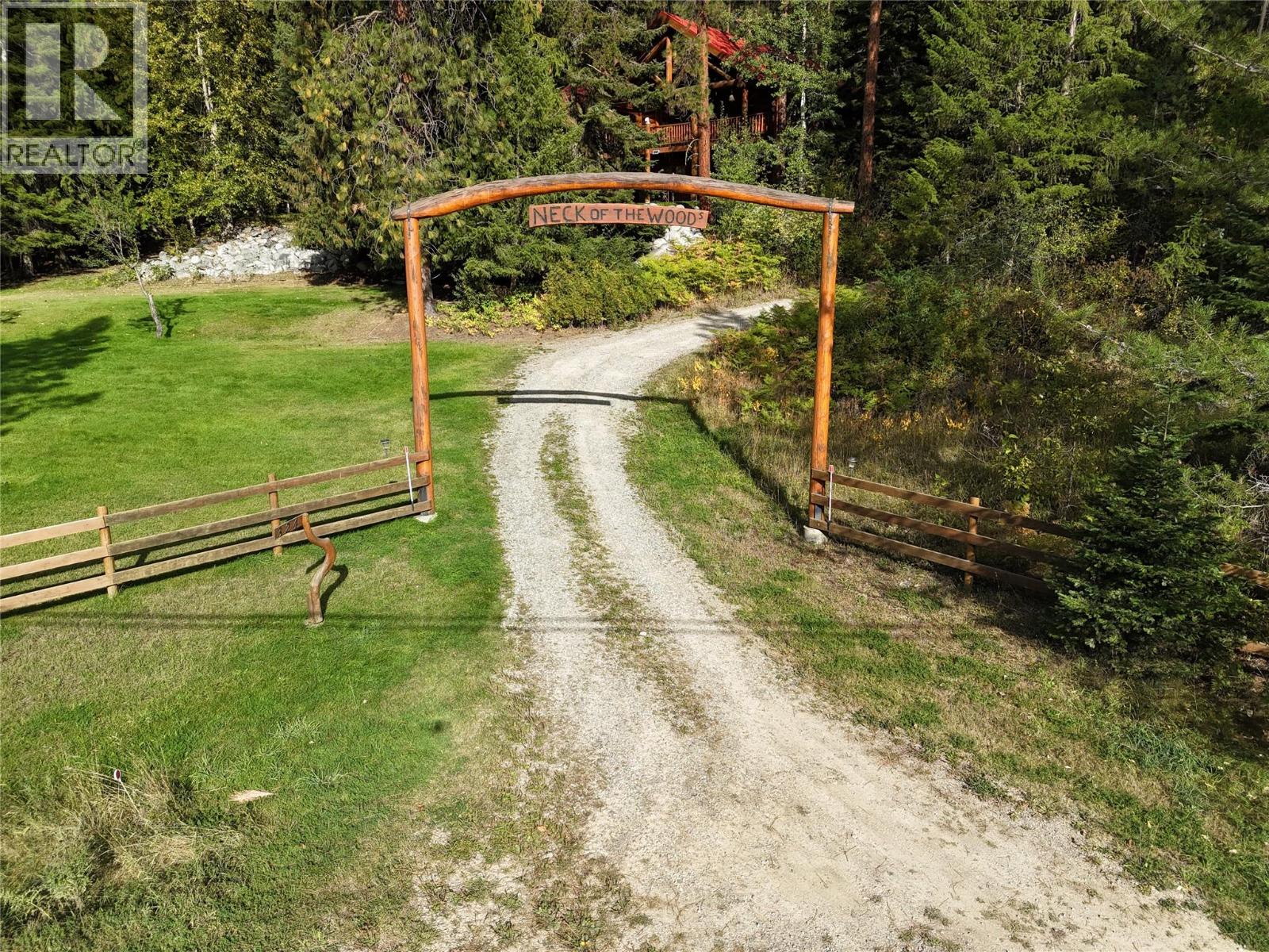 324 Arrow Creek E Road, Arrow Creek, British Columbia  V0B 1G9 - Photo 3 - 10385432