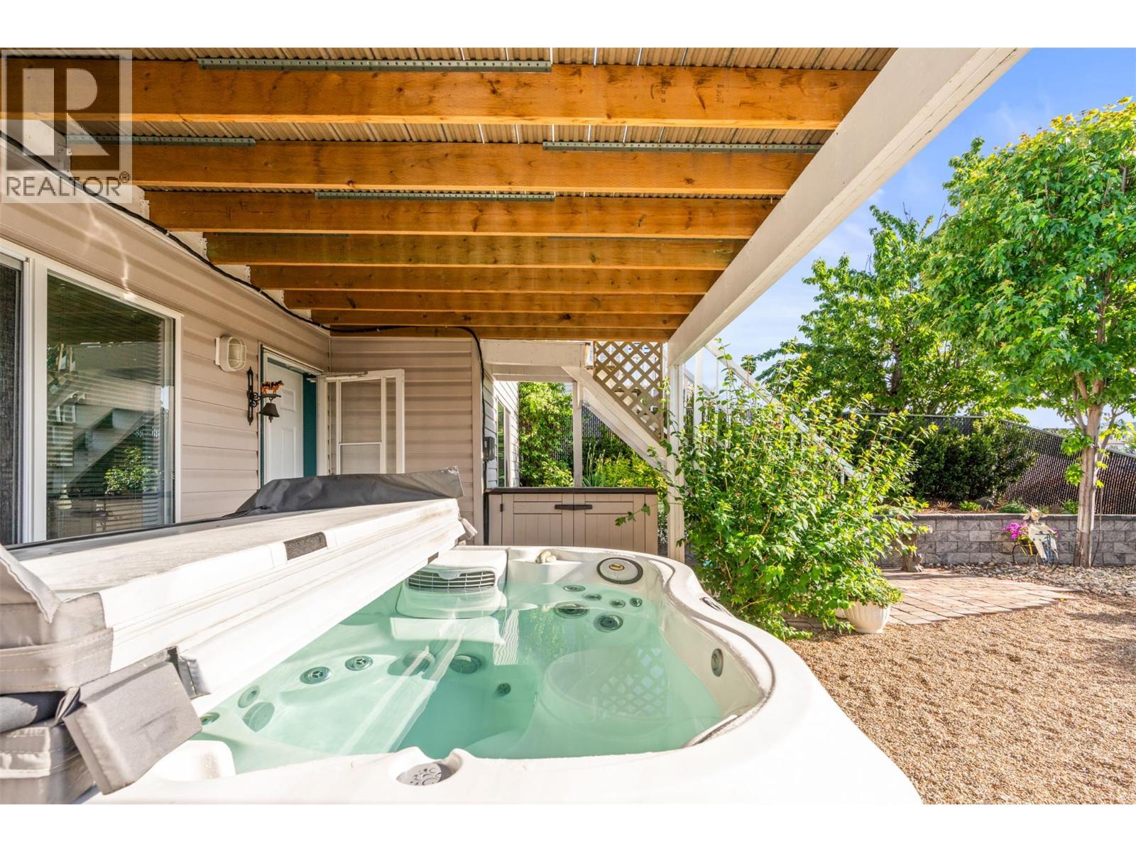 938 Mt Bulman Drive, Vernon, British Columbia  V1B 3W7 - Photo 34 - 10387360