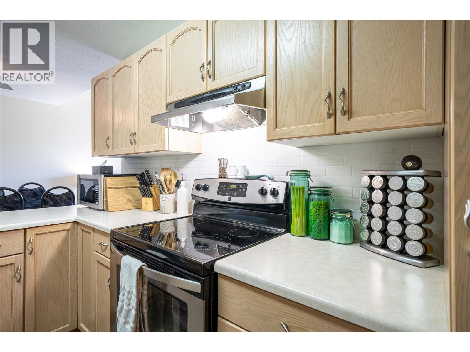 3160 Casorso Road Unit# 407, Kelowna, British Columbia  V1W 3L7 - Photo 11 - 10387225
