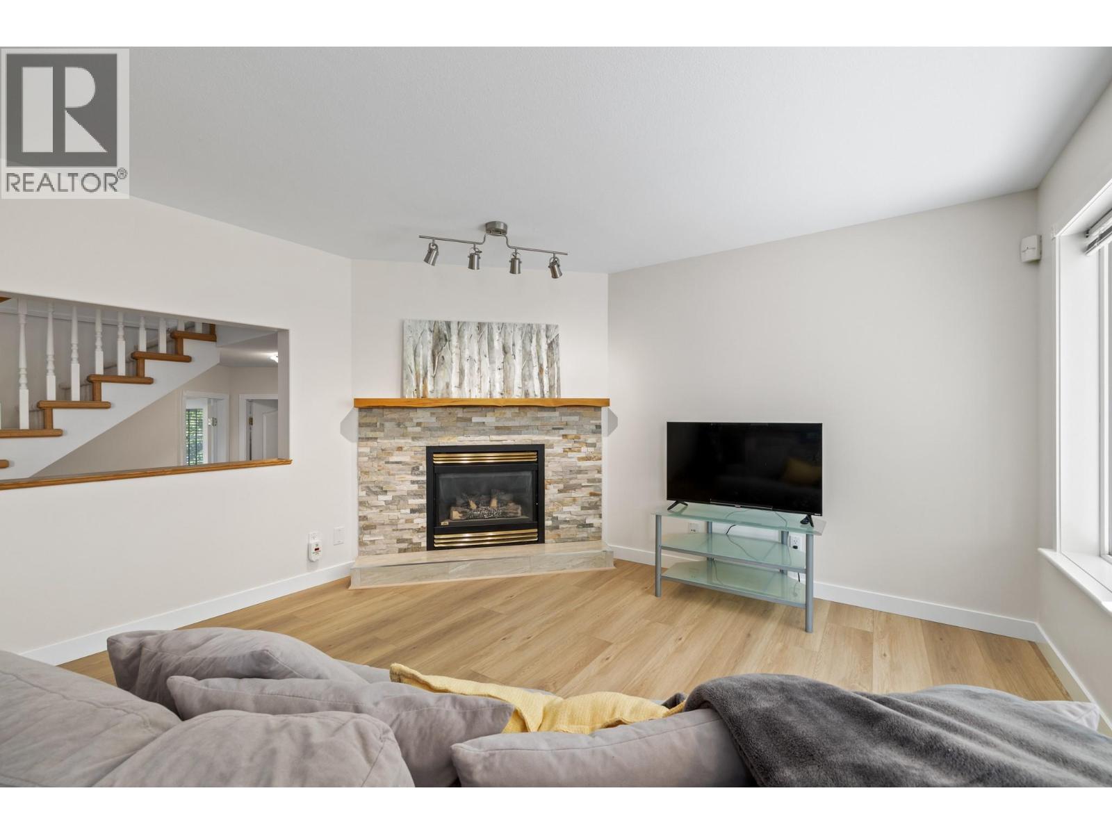1638 Lindsay Drive, Kelowna, British Columbia  V1V 1T5 - Photo 10 - 10387410
