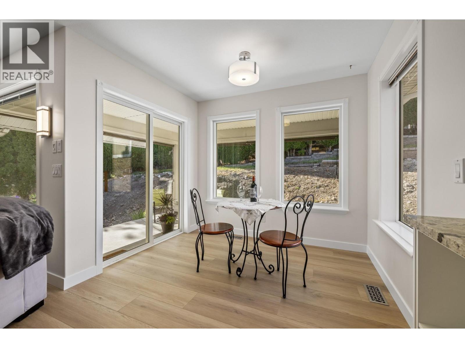 1638 Lindsay Drive, Kelowna, British Columbia  V1V 1T5 - Photo 8 - 10387410