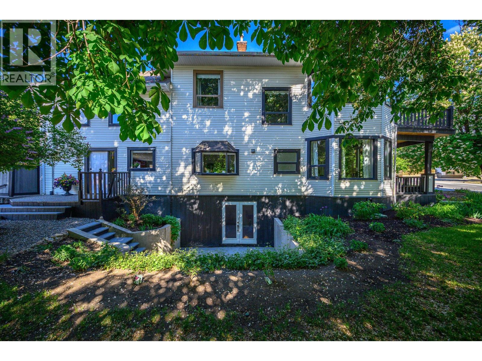1805 32 Avenue, Vernon, British Columbia  V1T 2J5 - Photo 59 - 10387445