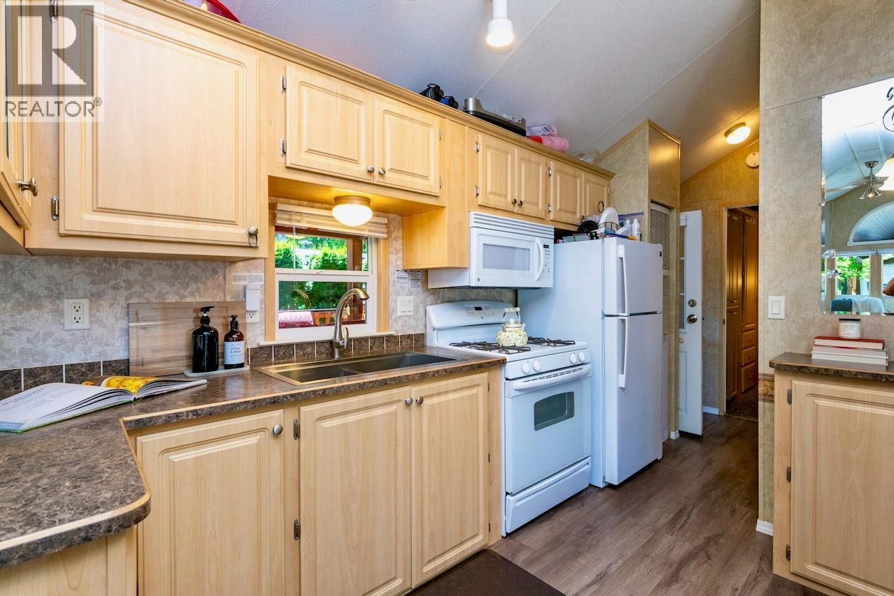 1131 Pine Grove Road Unit# 18 Lot# 18, Scotch Creek, British Columbia  V0E 1M5 - Photo 21 - 10387118