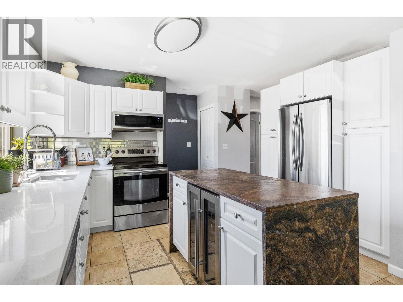 198 Ritchie Court, Kelowna, British Columbia  V1V 2A8 - Photo 18 - 10387038