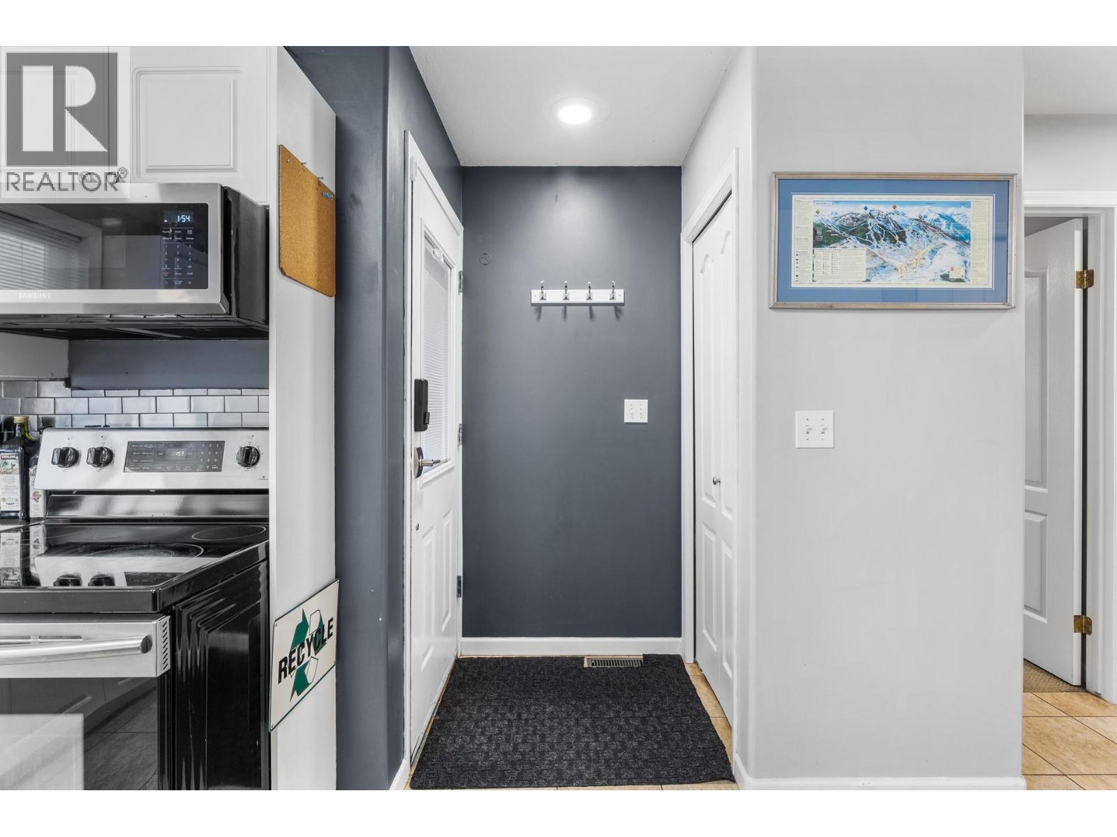 198 Ritchie Court, Kelowna, British Columbia  V1V 2A8 - Photo 22 - 10387038
