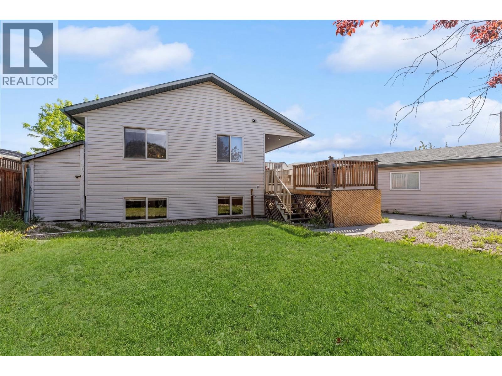 198 Ritchie Court, Kelowna, British Columbia  V1V 2A8 - Photo 4 - 10387038