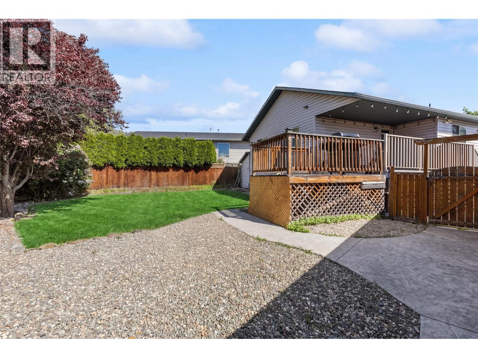 198 Ritchie Court, Kelowna, British Columbia  V1V 2A8 - Photo 5 - 10387038