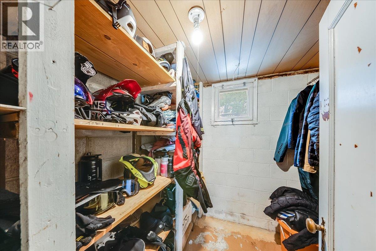 128 Haig Street, Warfield, British Columbia  V1R 2L9 - Photo 30 - 10387374