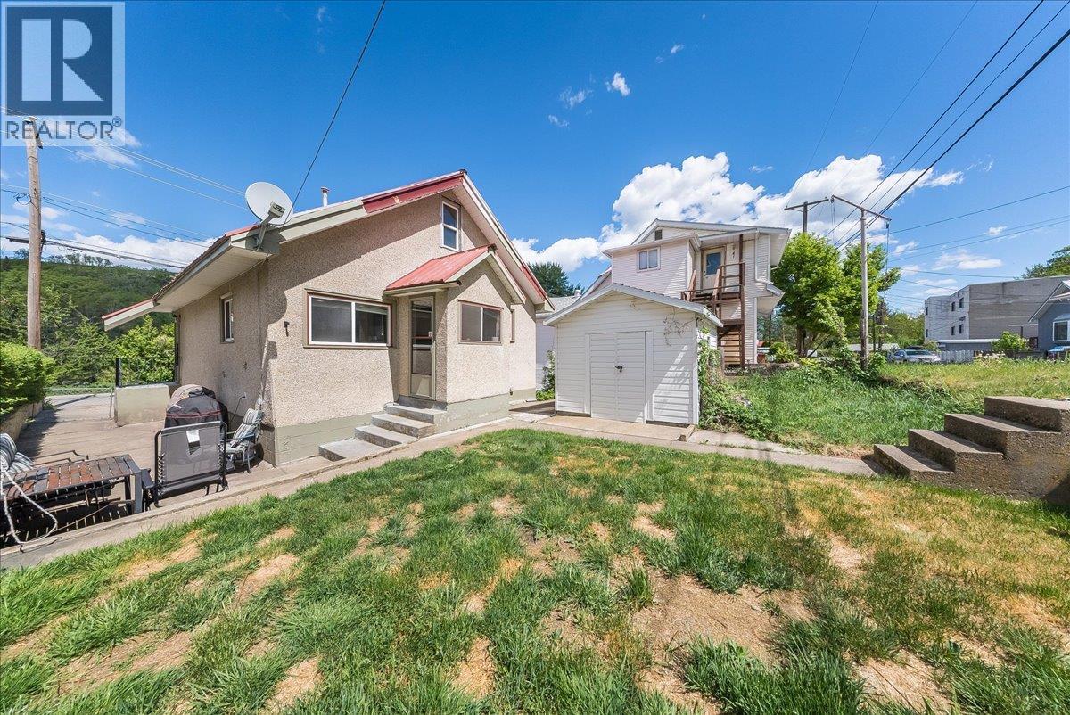 128 Haig Street, Warfield, British Columbia  V1R 2L9 - Photo 36 - 10387374
