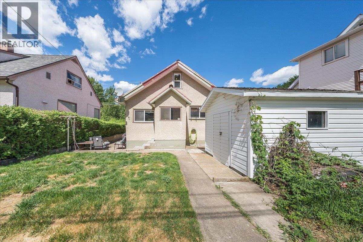 128 Haig Street, Warfield, British Columbia  V1R 2L9 - Photo 37 - 10387374