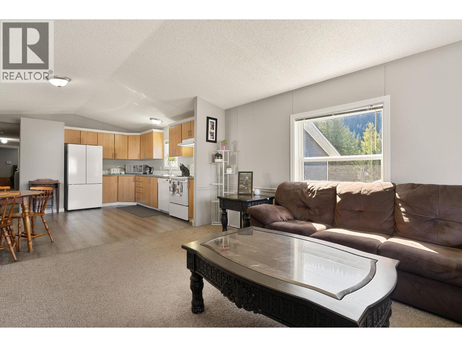 81 Johnson Way, Revelstoke, British Columbia  V0E 2S1 - Photo 11 - 10387449