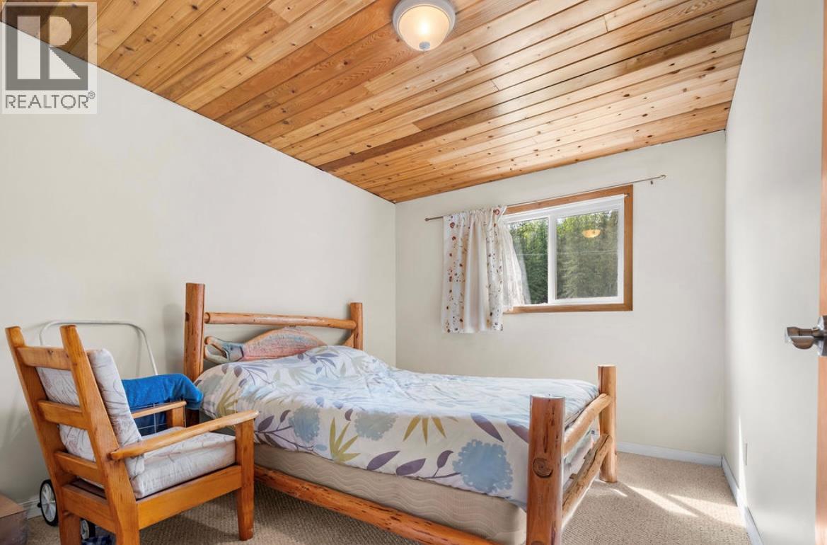 600 Robinson Road, Edgewood, British Columbia  V0G 1J0 - Photo 21 - 10387376