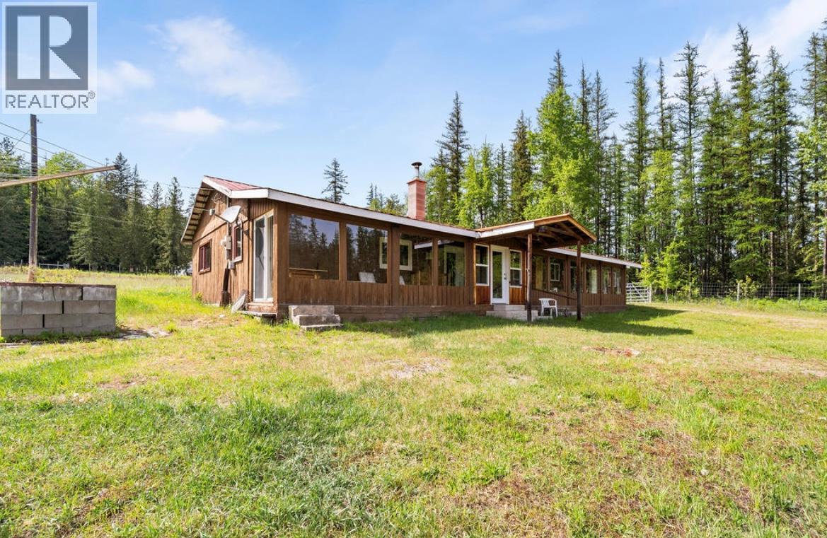600 Robinson Road, Edgewood, British Columbia  V0G 1J0 - Photo 6 - 10387376
