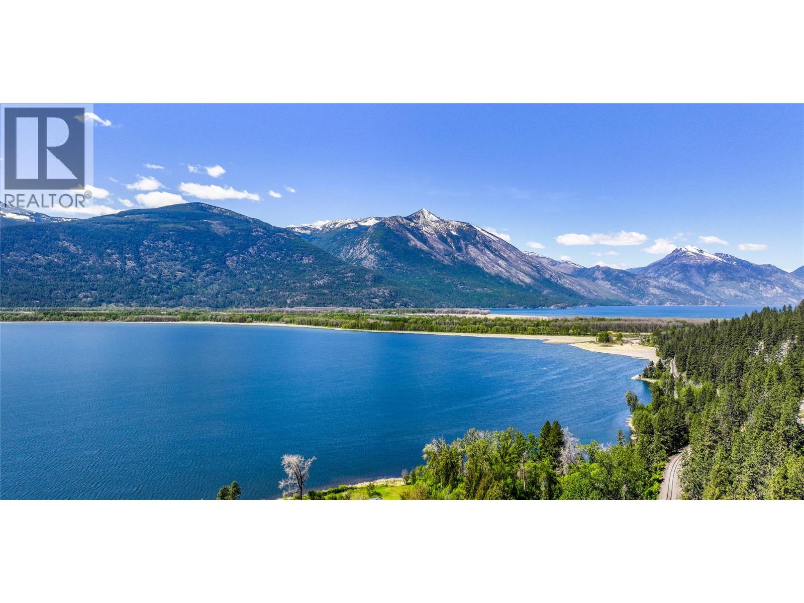 8281 Hwy 3a, Sirdar, British Columbia  V0B 2C0 - Photo 12 - 10385236