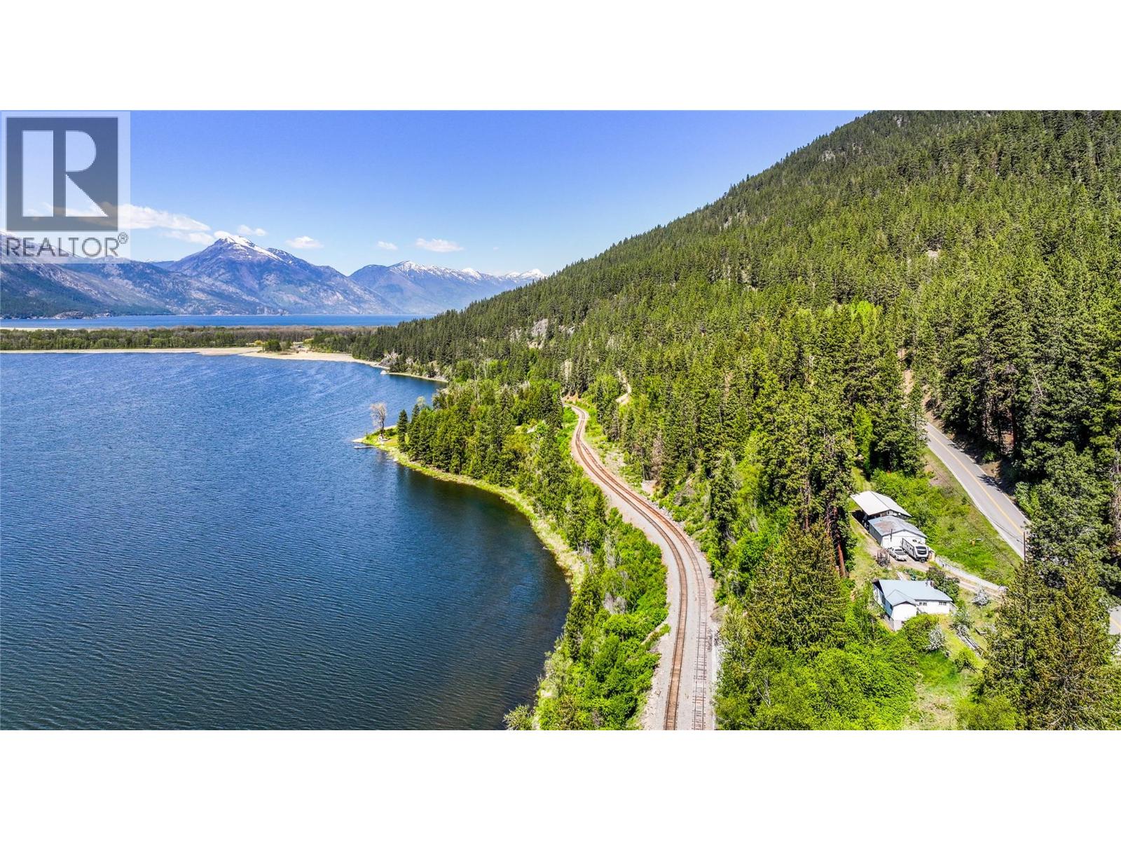 8281 Hwy 3a, Sirdar, British Columbia  V0B 2C0 - Photo 22 - 10385236