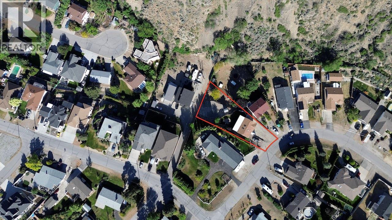 876 Eveningstar Crescent, Oliver, British Columbia  V0H 1T0 - Photo 3 - 10387312