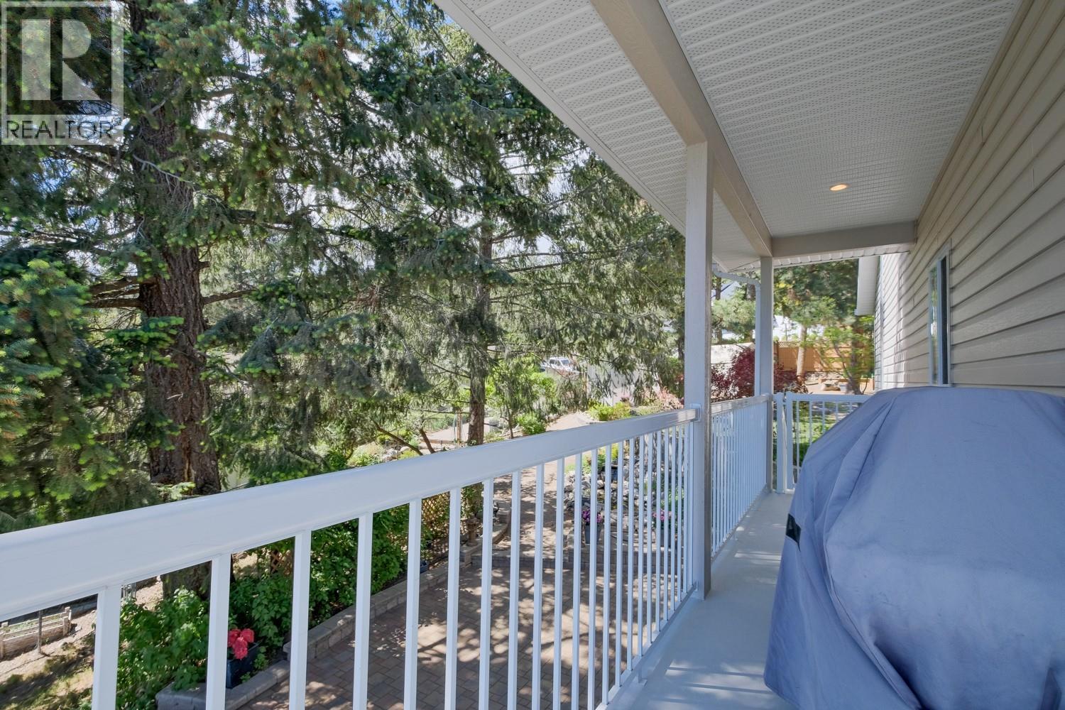 10309 Columbia Way, Vernon, British Columbia  V1H 2B6 - Photo 16 - 10387099