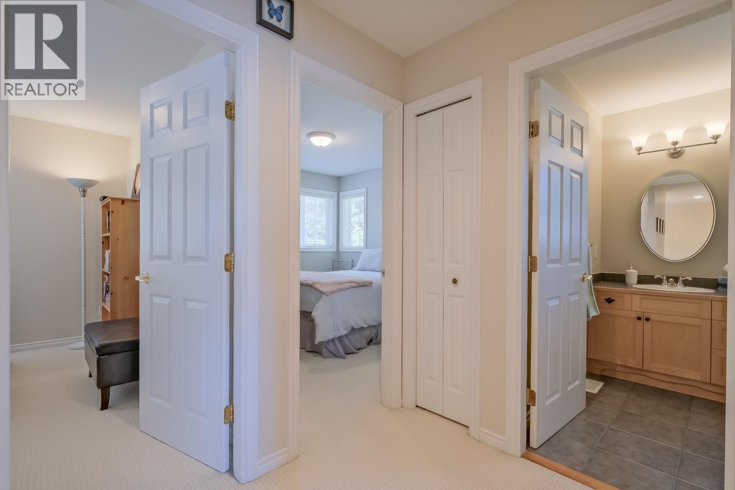 10309 Columbia Way, Vernon, British Columbia  V1H 2B6 - Photo 25 - 10387099