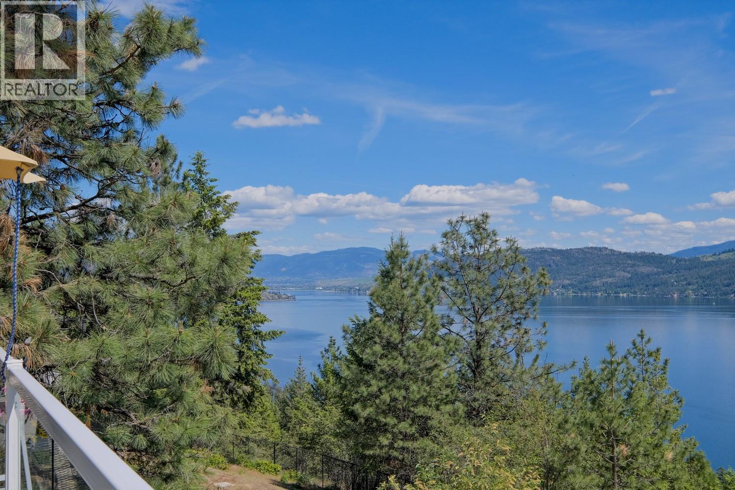 10309 Columbia Way, Vernon, British Columbia  V1H 2B6 - Photo 4 - 10387099