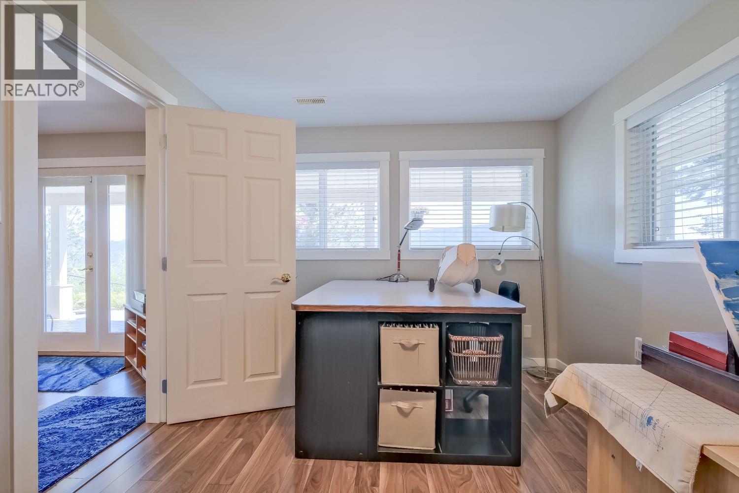 10309 Columbia Way, Vernon, British Columbia  V1H 2B6 - Photo 41 - 10387099