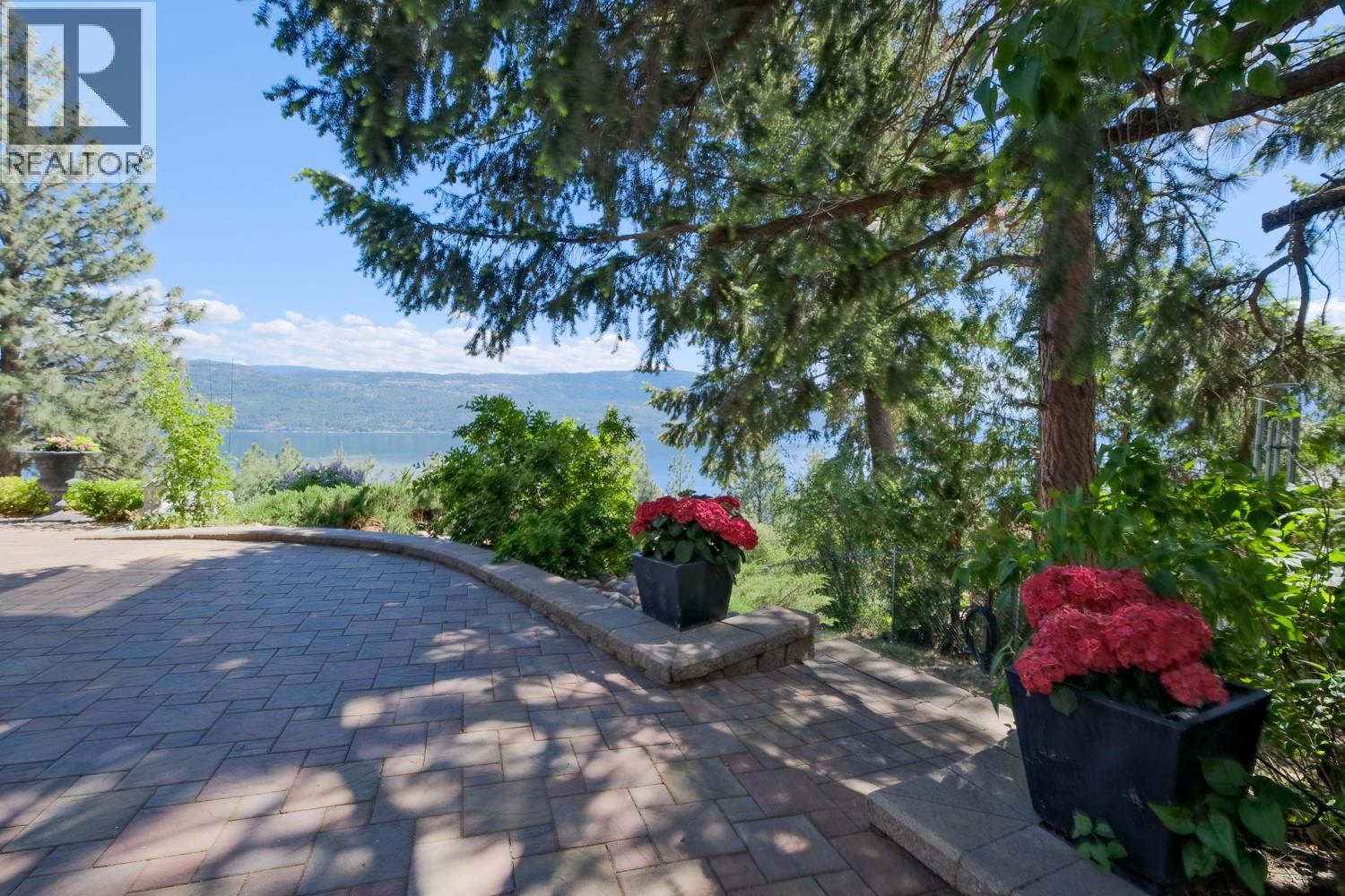 10309 Columbia Way, Vernon, British Columbia  V1H 2B6 - Photo 48 - 10387099