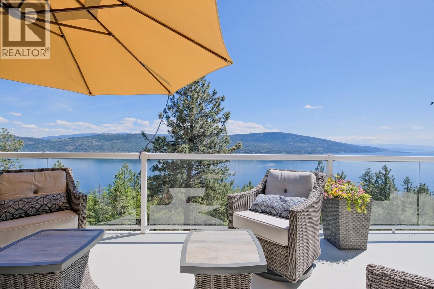 10309 Columbia Way, Vernon, British Columbia  V1H 2B6 - Photo 5 - 10387099