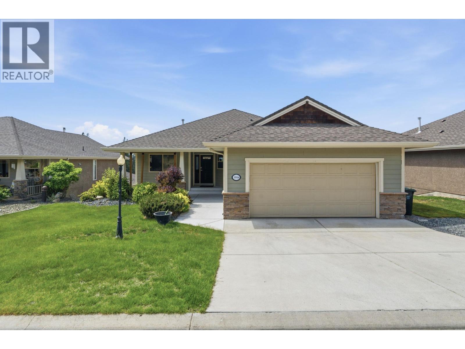 3516 Camelback Drive, kelowna, British Columbia