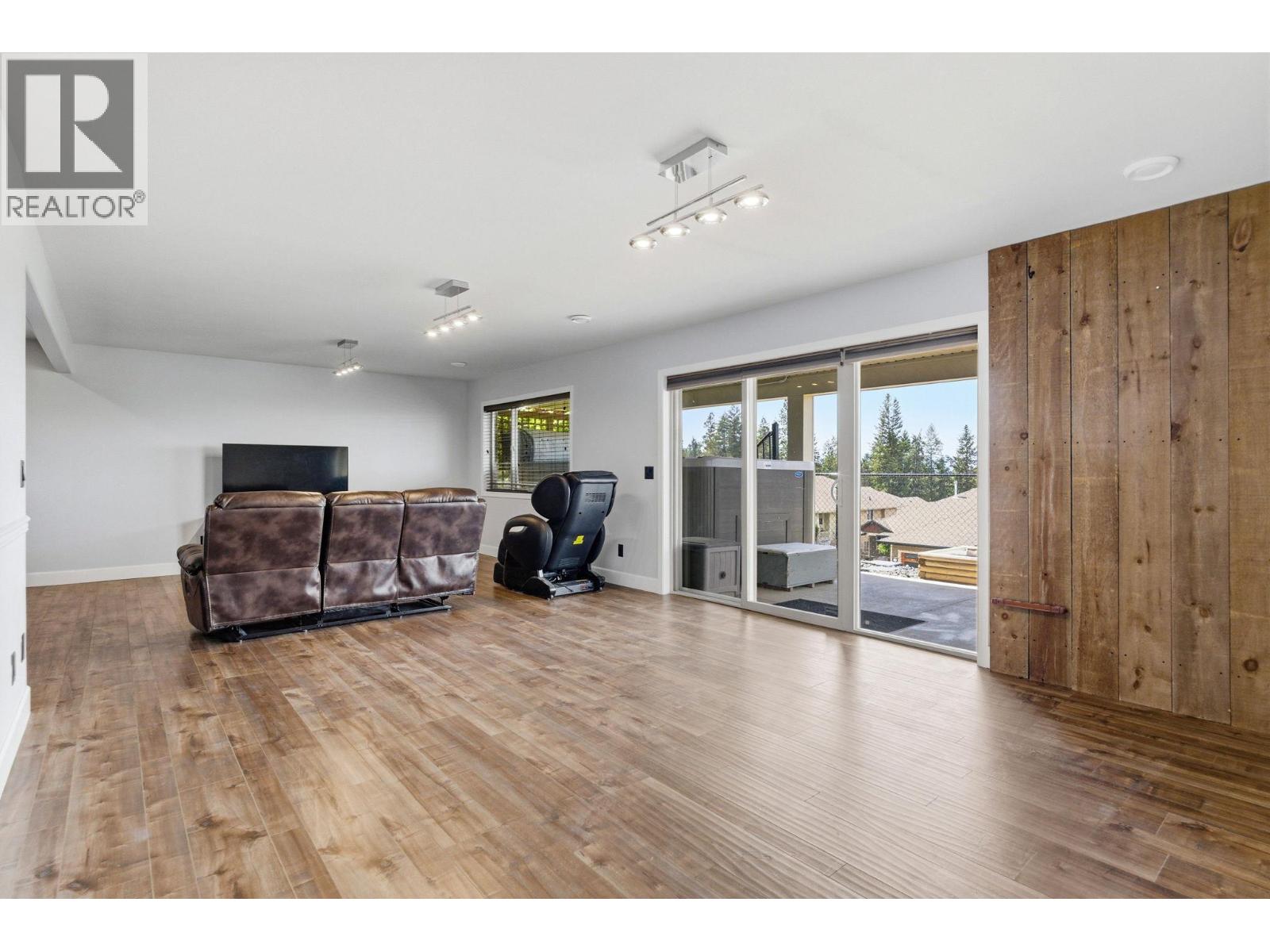 3516 Camelback Drive, Kelowna, British Columbia  V1X 8A7 - Photo 33 - 10387297
