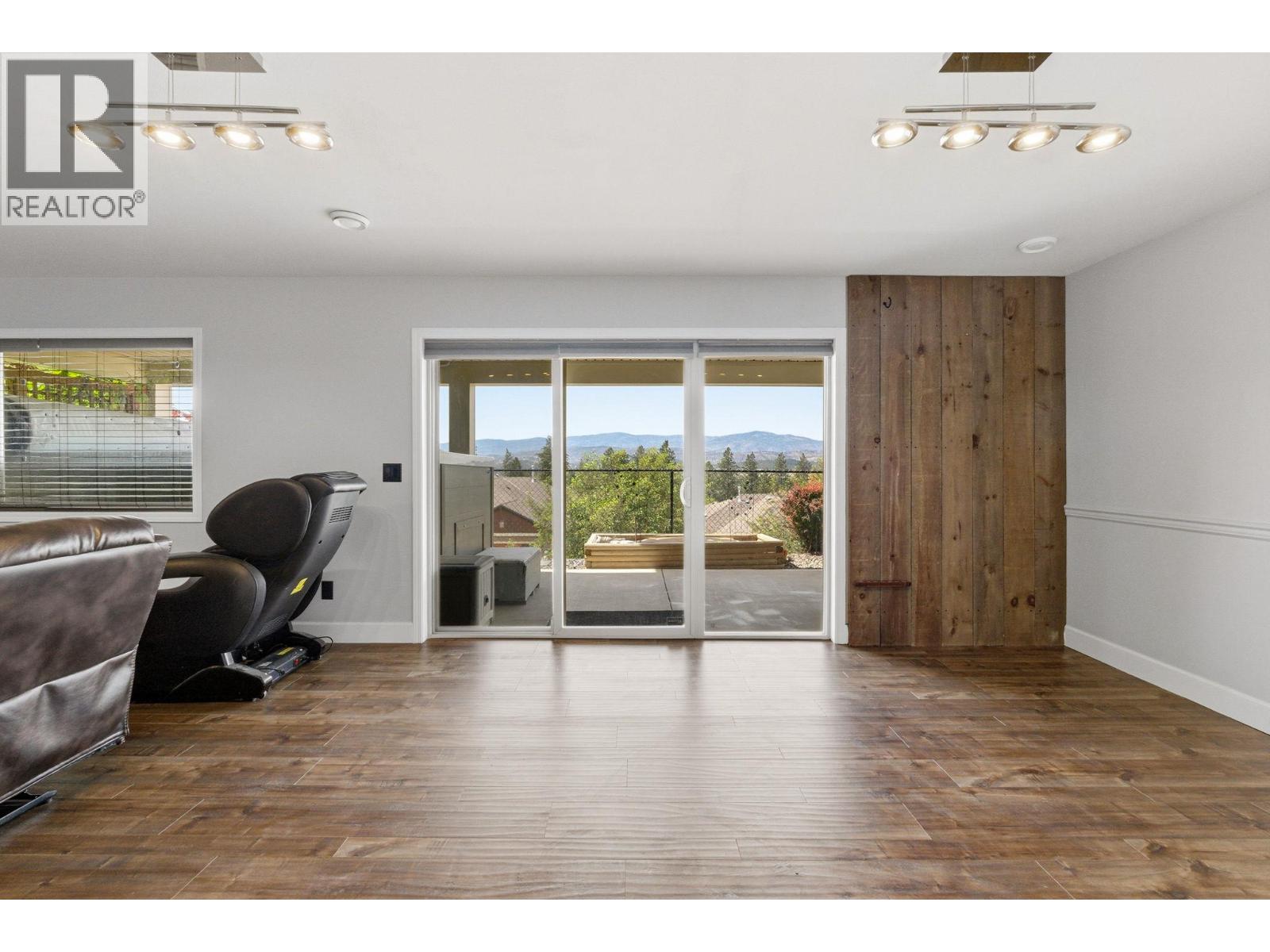 3516 Camelback Drive, Kelowna, British Columbia  V1X 8A7 - Photo 37 - 10387297