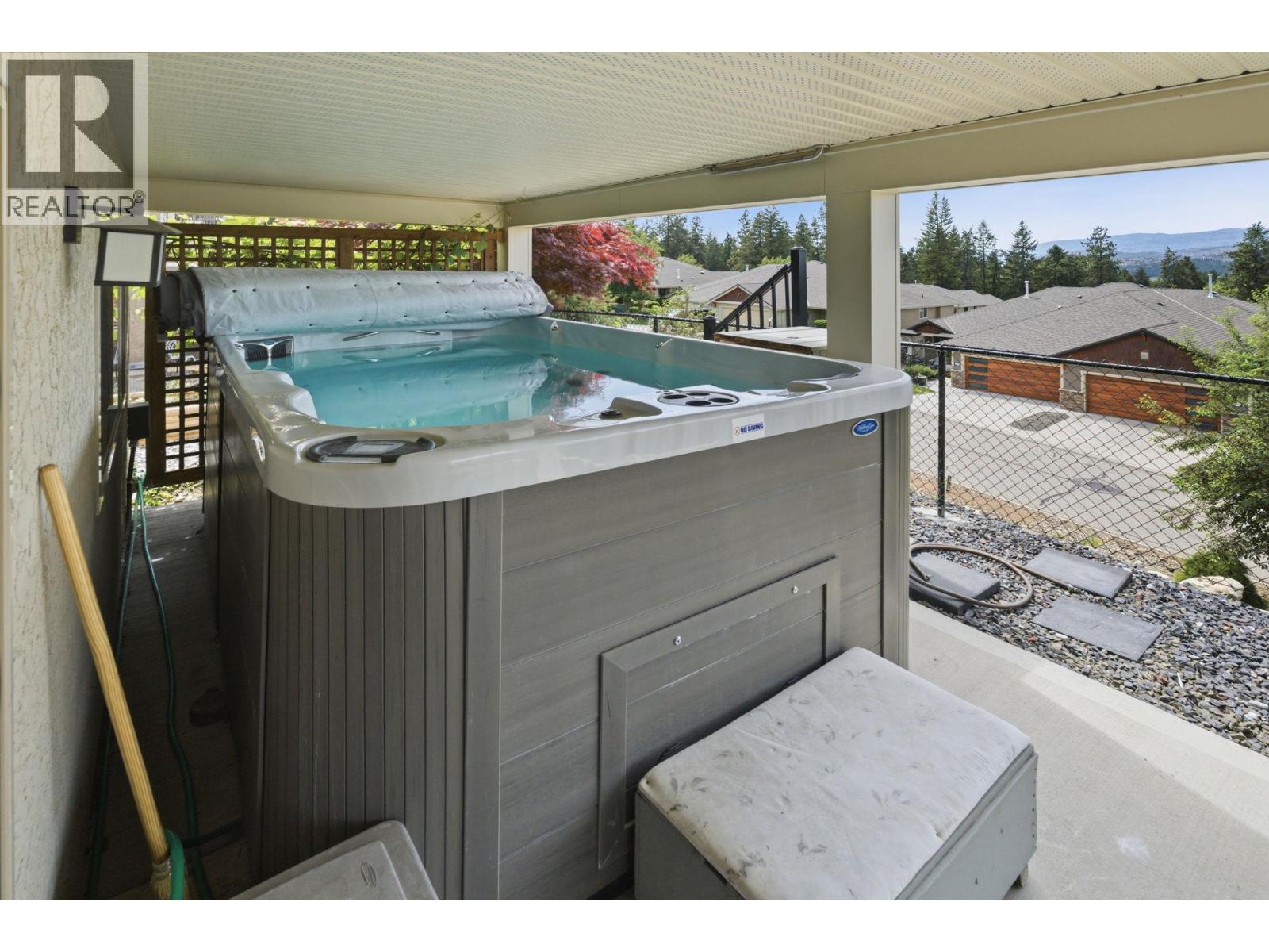 3516 Camelback Drive, Kelowna, British Columbia  V1X 8A7 - Photo 49 - 10387297