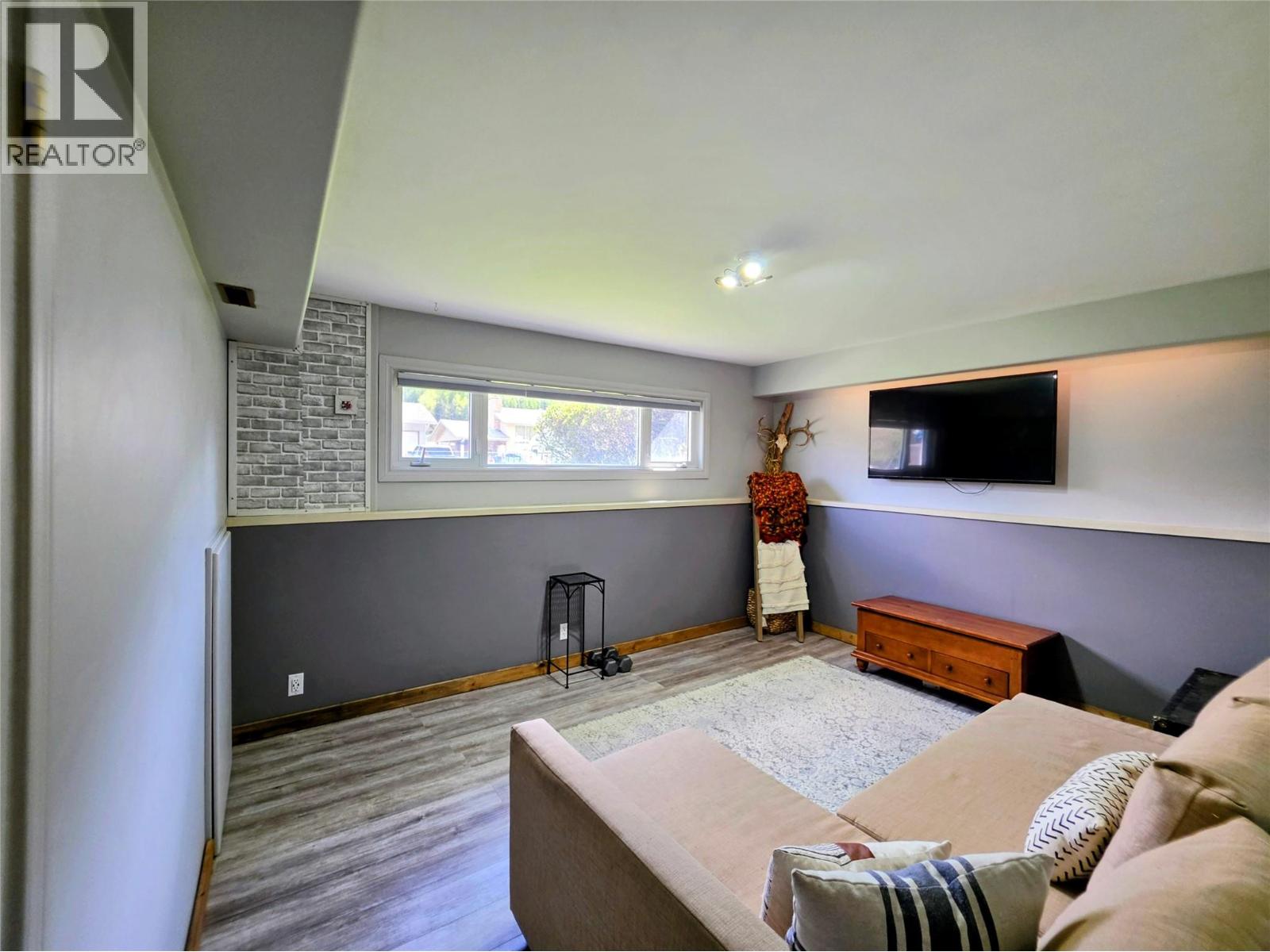 457 Mountain Ash Crescent, Sparwood, British Columbia  V0B 2G1 - Photo 16 - 10387309