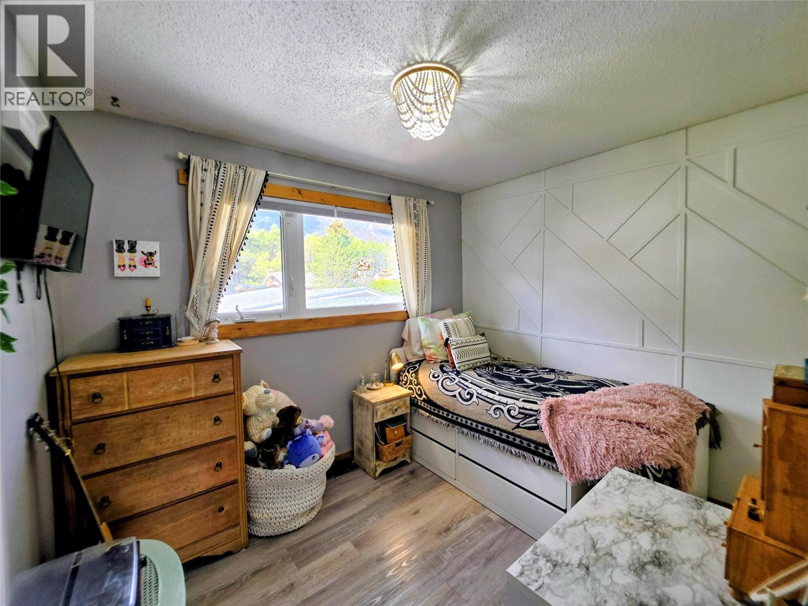 457 Mountain Ash Crescent, Sparwood, British Columbia  V0B 2G1 - Photo 9 - 10387309