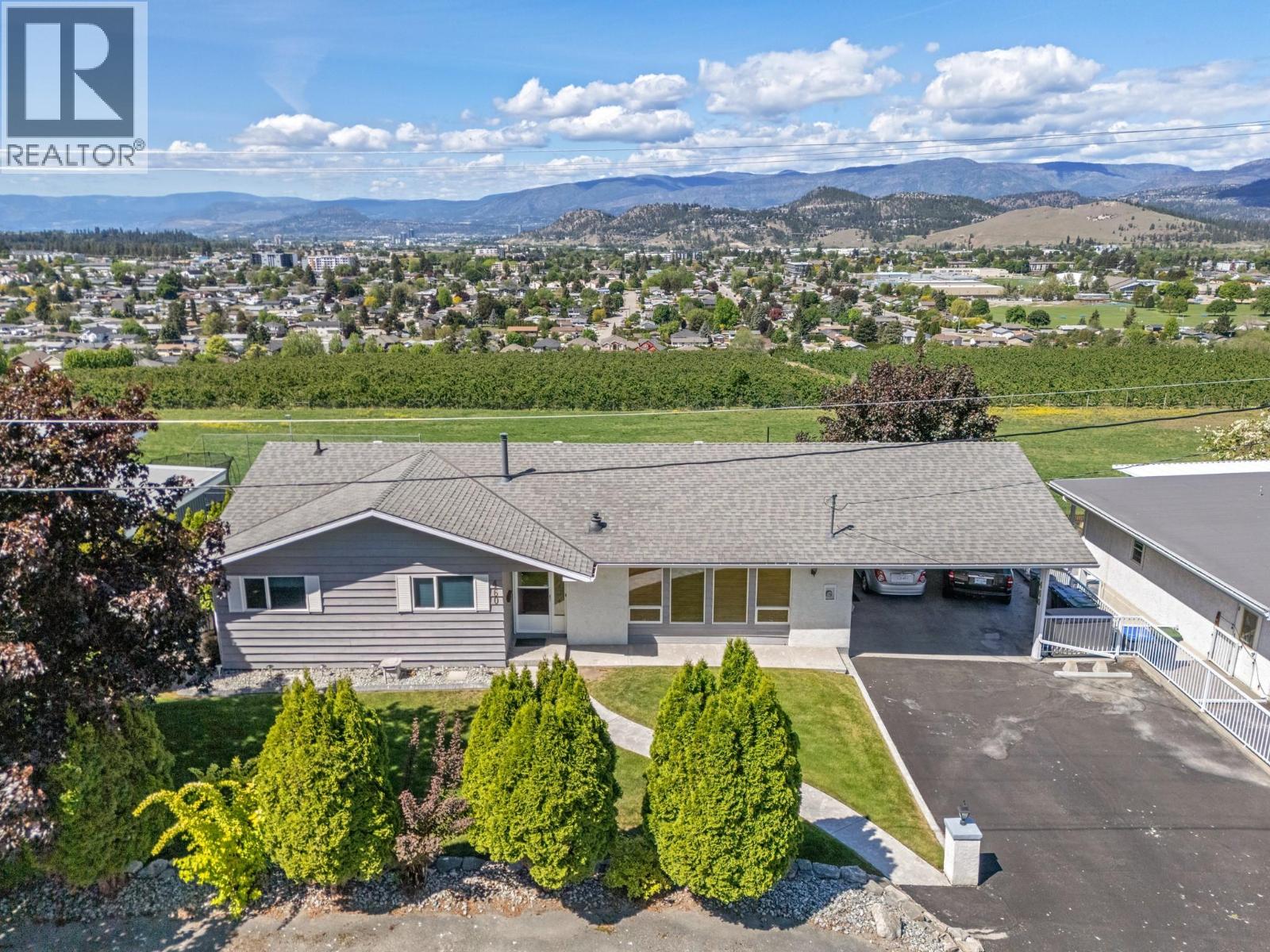 460 El Camino Road, kelowna, British Columbia