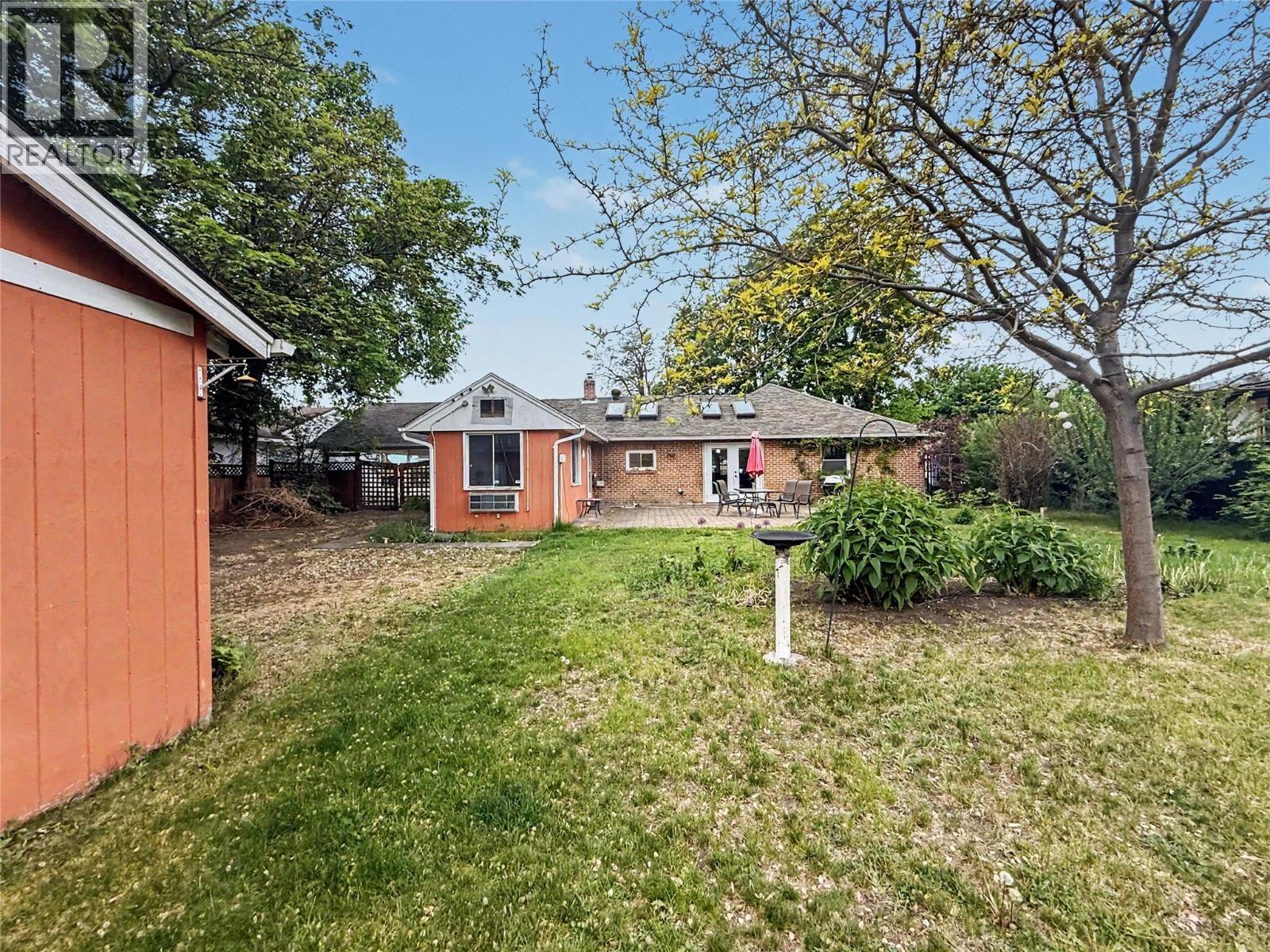 7324 10th Street, Grand Forks, British Columbia  V0H 1H0 - Photo 17 - 10387440