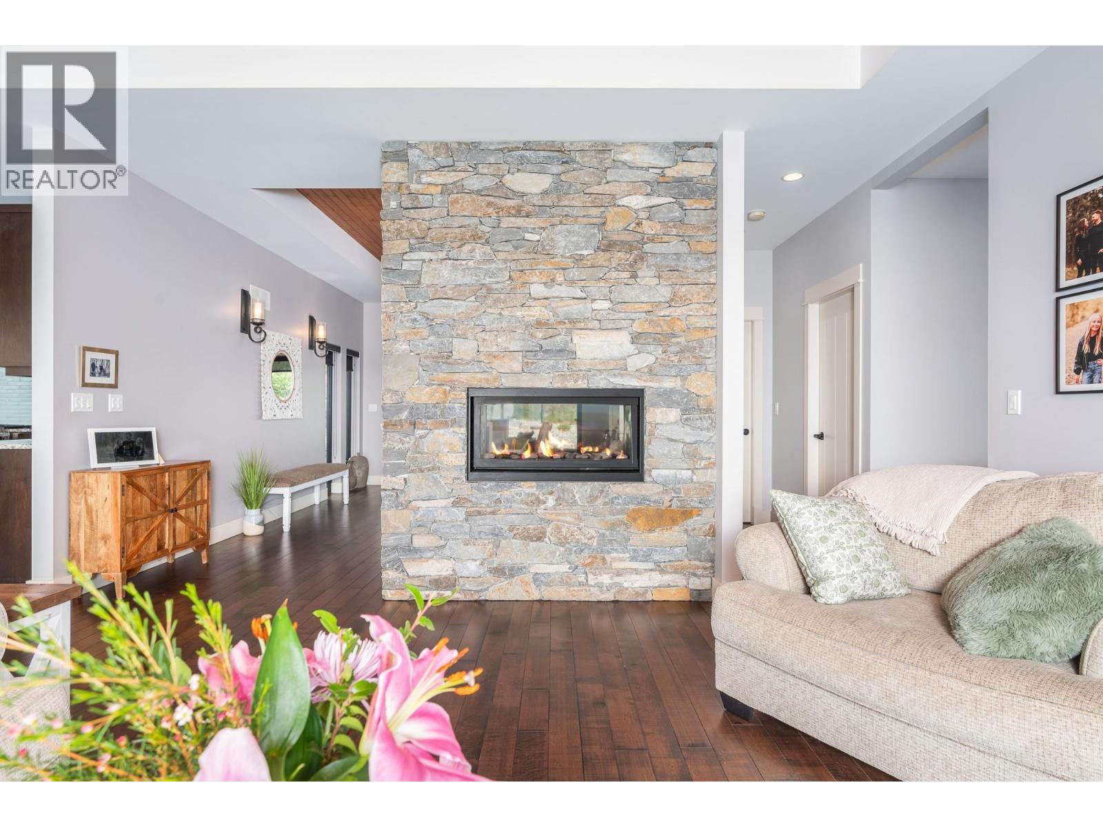 7436 Sun Peaks Drive, Vernon, British Columbia  V1B 4C7 - Photo 17 - 10387463