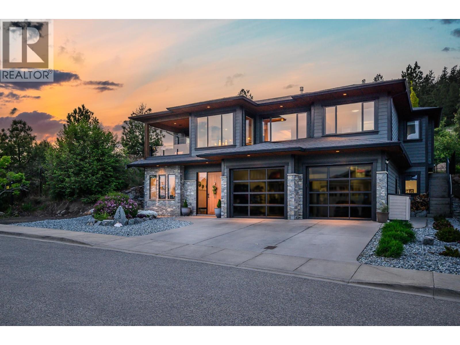 7436 Sun Peaks Drive, Vernon, British Columbia  V1B 4C7 - Photo 2 - 10387463