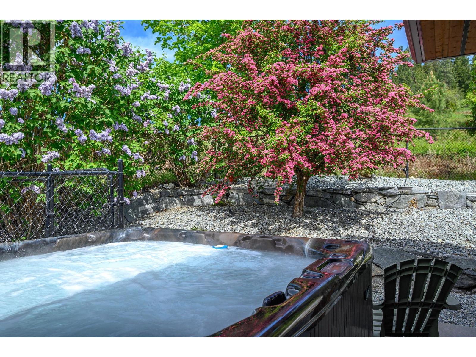 7436 Sun Peaks Drive, Vernon, British Columbia  V1B 4C7 - Photo 42 - 10387463