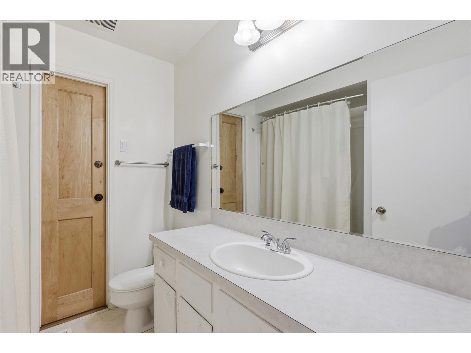 327 Lakeshore Drive, Chase, British Columbia  V0E 1M0 - Photo 26 - 10387319