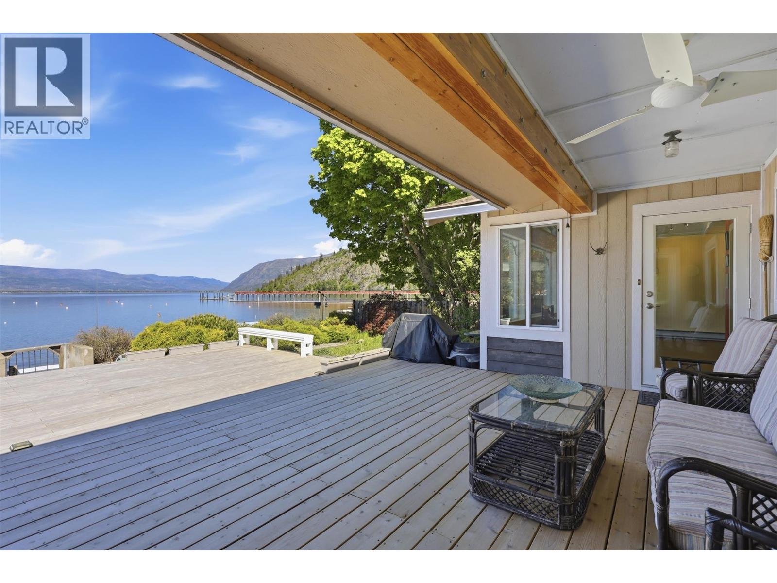 327 Lakeshore Drive, Chase, British Columbia  V0E 1M0 - Photo 4 - 10387319