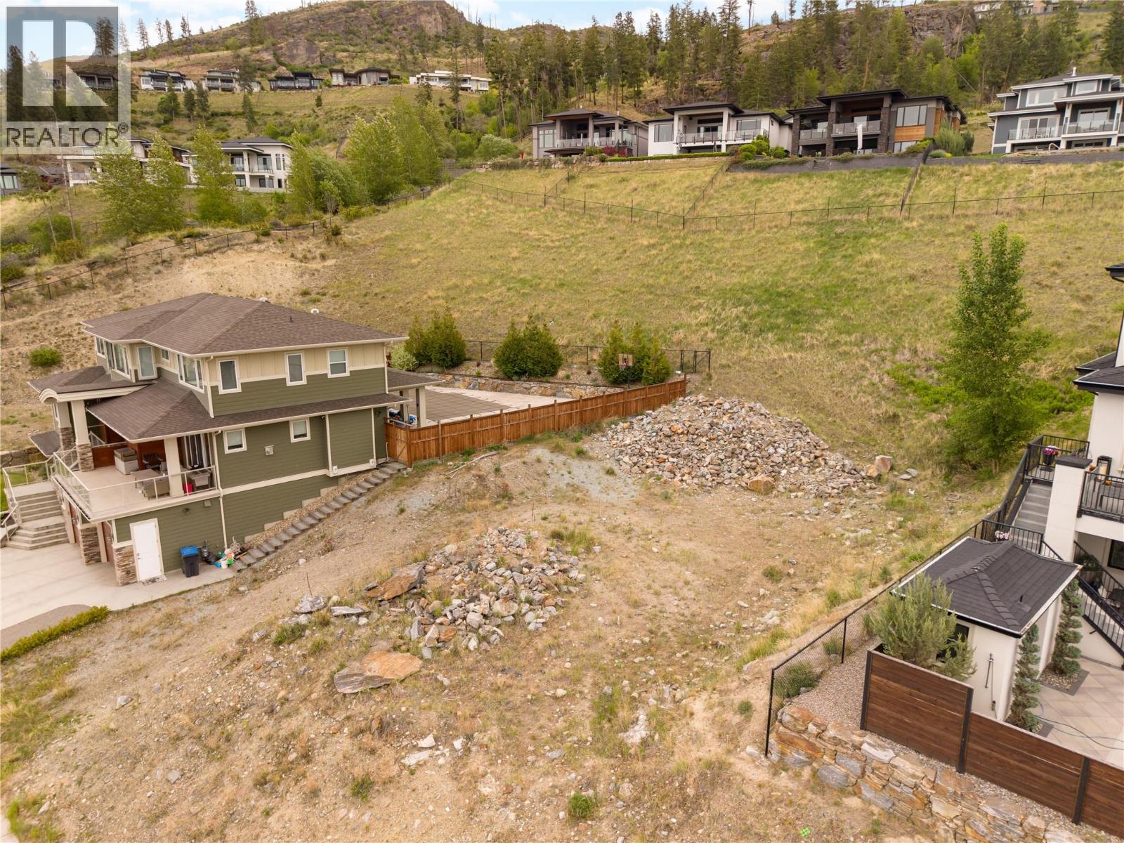 5677 Mountainside Drive, Kelowna, British Columbia  V1W 5L5 - Photo 22 - 10387207